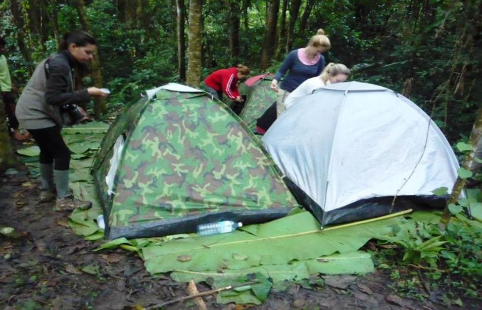 laos camping 1